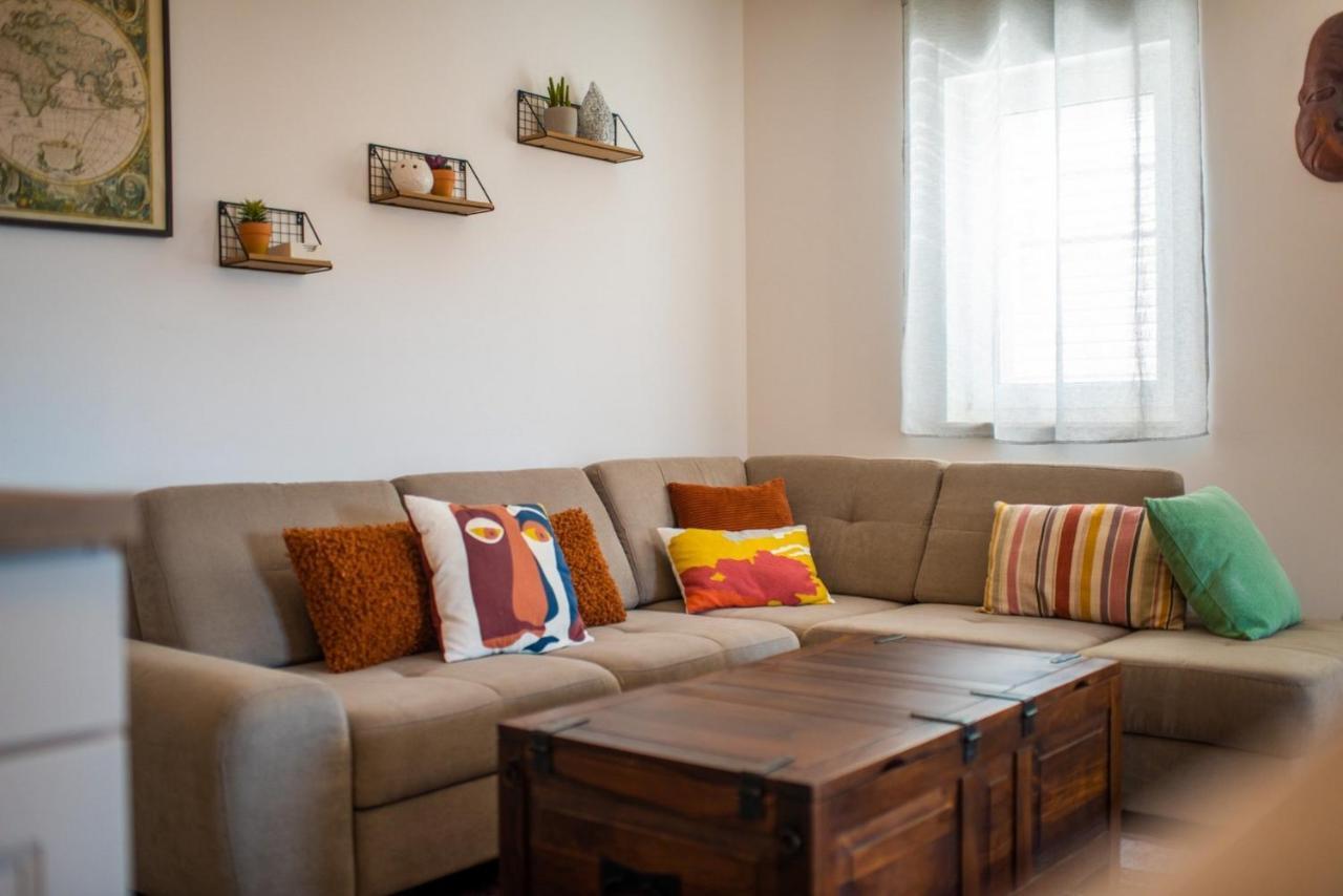 Apartman Paula Kaštela Екстериор снимка