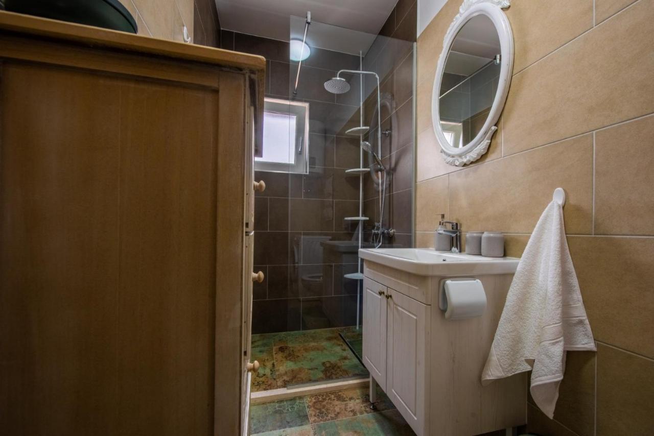Apartman Paula Kaštela Екстериор снимка